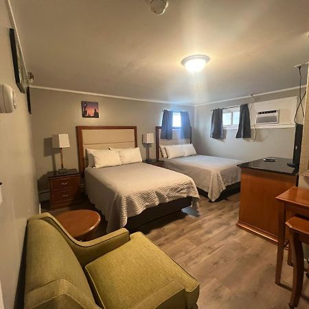 Vacationland Inn & Suites Brewer Екстериор снимка